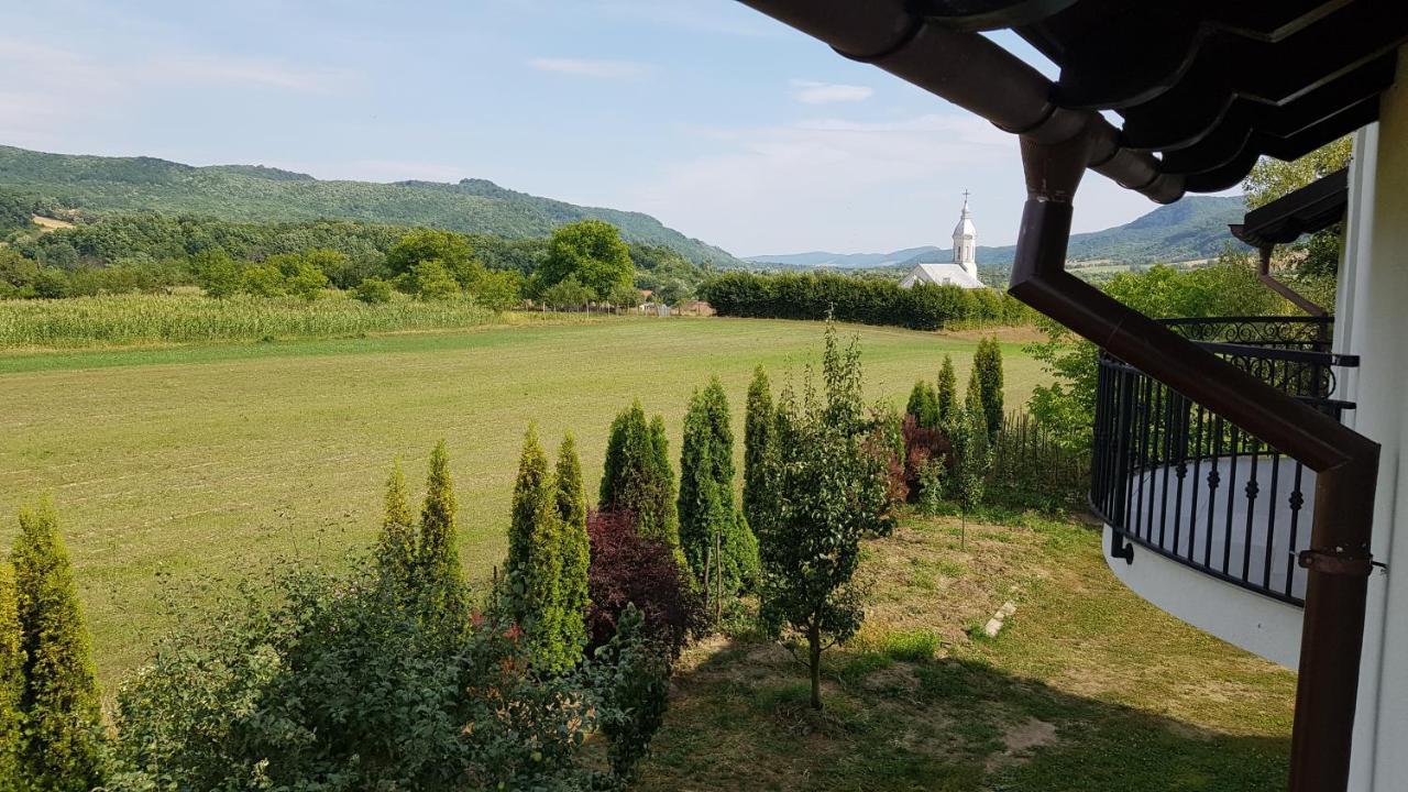 Natura Chalet Gilgau Esterno foto