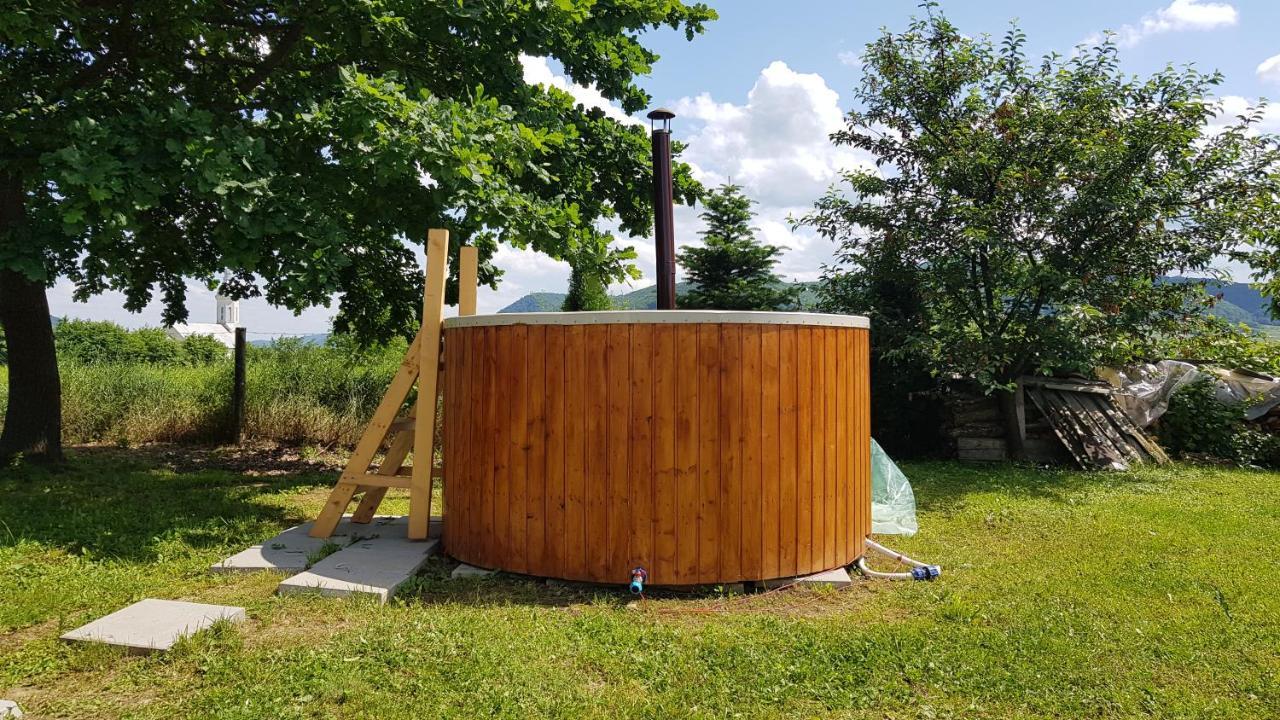 Natura Chalet Gilgau Esterno foto